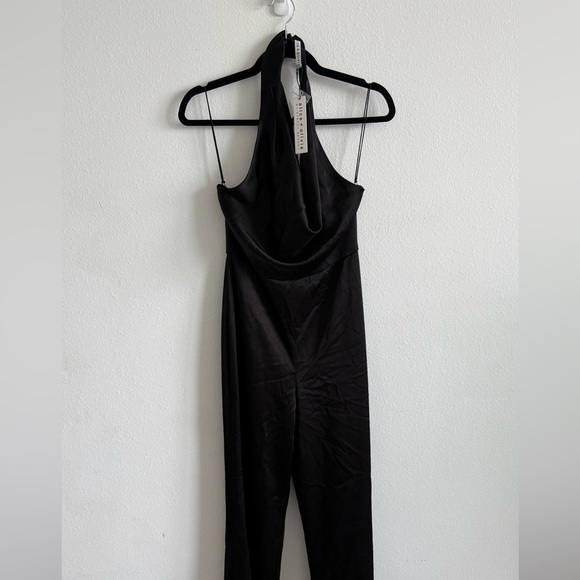 NWT Alice + Olivia Jumpsuit - Picture 3 of 10